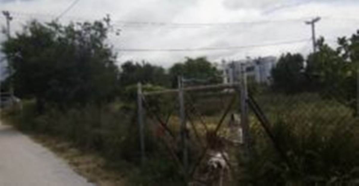 Βάρη Βάρκιζα. Πώληση Οικοπέδου 1.000 Μ2.