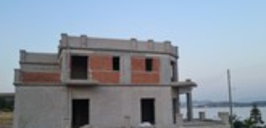 Σαλαμίνα, Αγ. Ιωάννης. Πώληση Ημιτελούς Κτιρίου 645 Μ2.