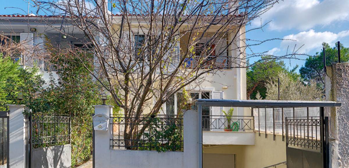 Άγιος  Στέφανος Αττικής. Πώληση Μεζονέτας 300 Μ2.