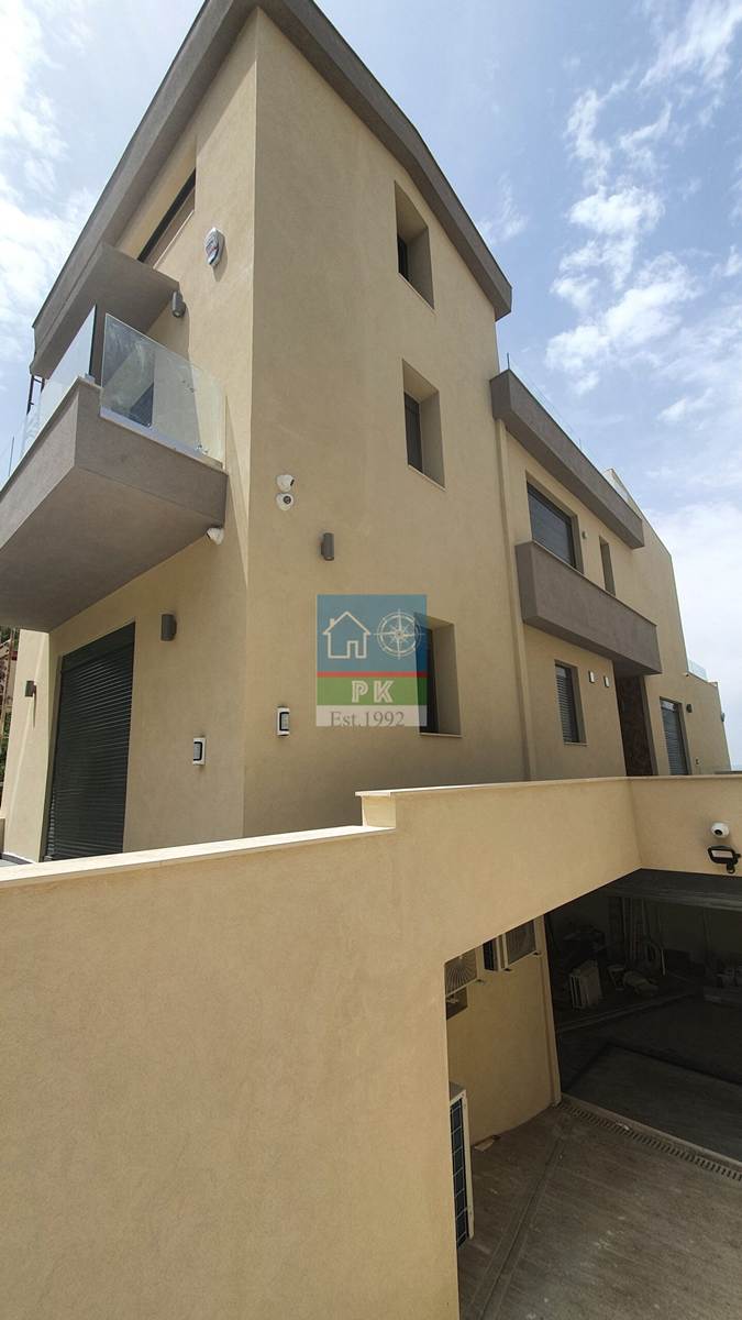 Αθήνα, Εκάλη, Αναγέννηση. Πώληση Πολυτελούς Μονοκατοικίας 373 Μ2.