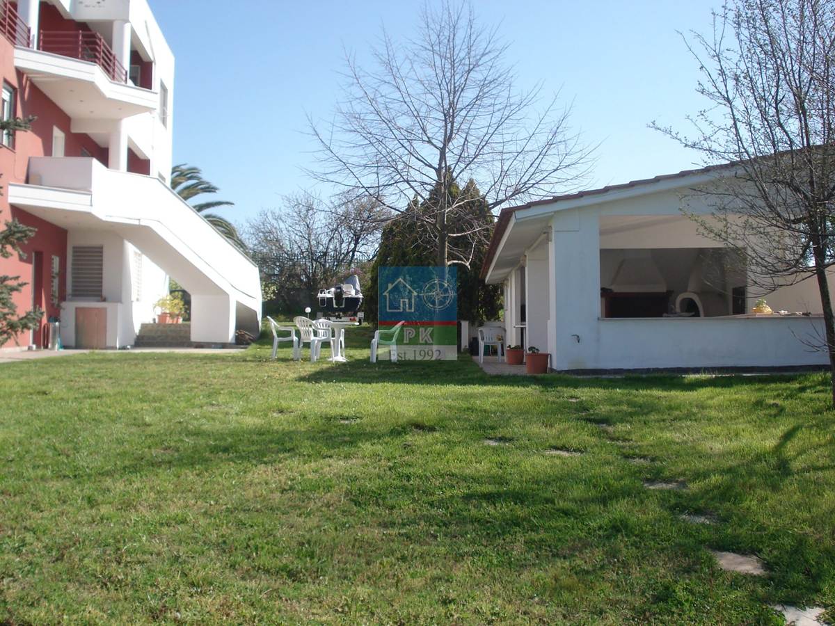 Θεσ/νικη, Τρίλοφο. Πώληση Μονοκατοικίας  540 Μ2.