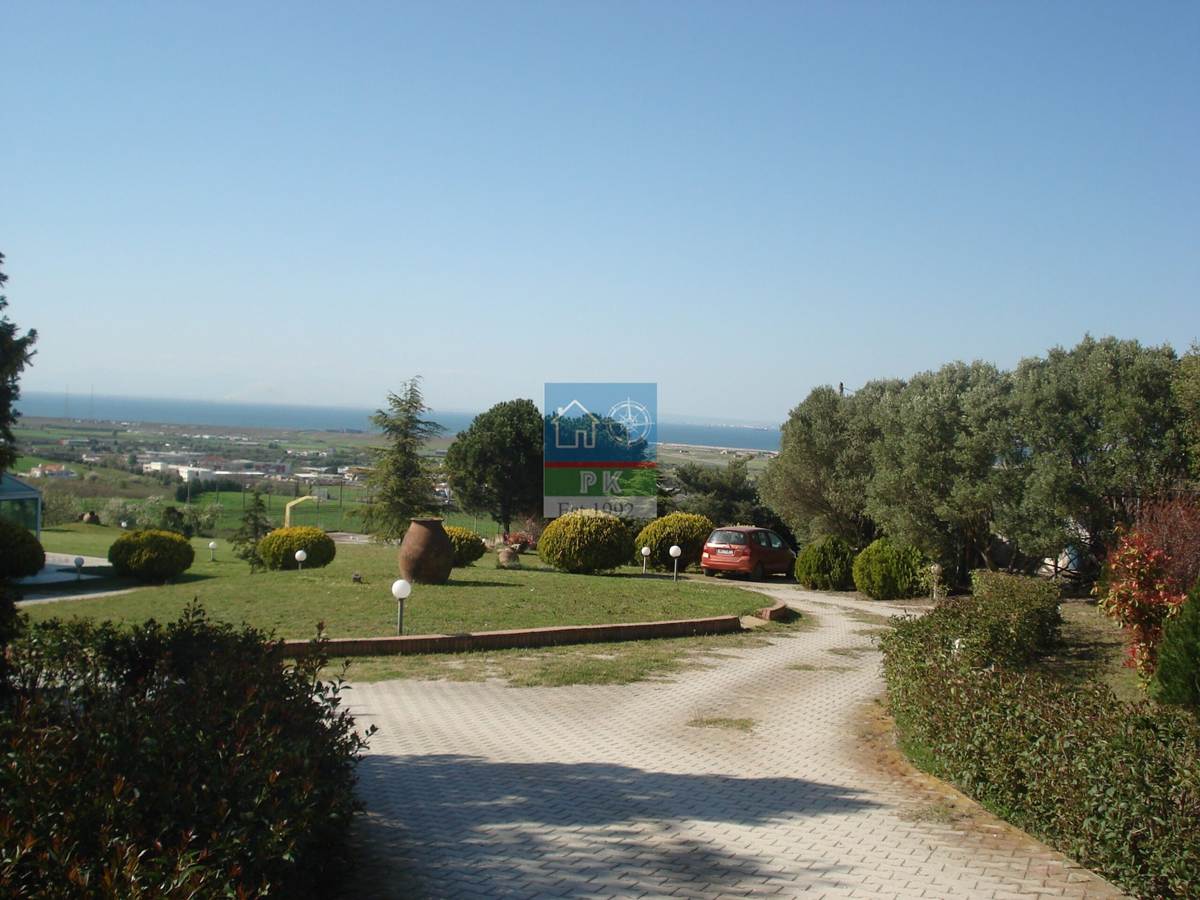 Θεσ/νικη, Τρίλοφο. Πώληση Μονοκατοικίας  540 Μ2.