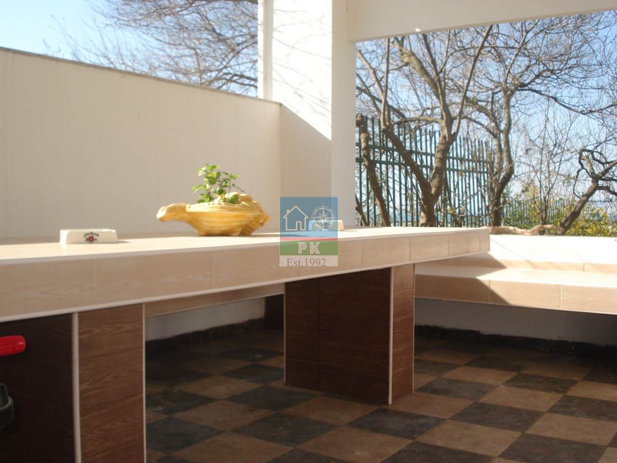 Θεσ/νικη, Τρίλοφο. Πώληση Μονοκατοικίας  540 Μ2.