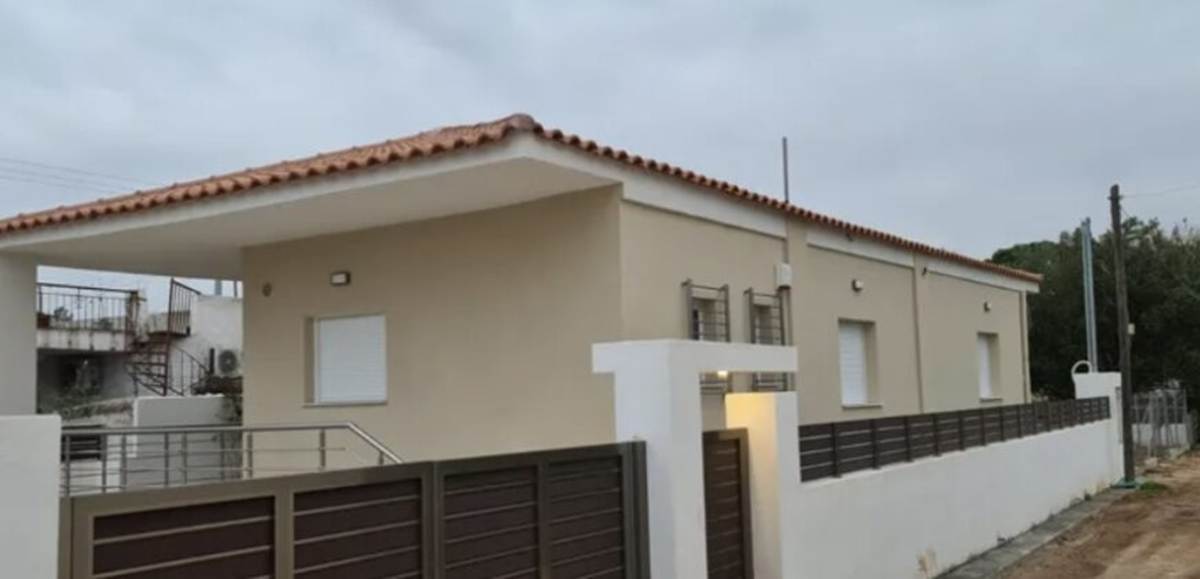 Λούτσα Αττικής. Πώληση Μονοκατοικίας 75 Μ2.