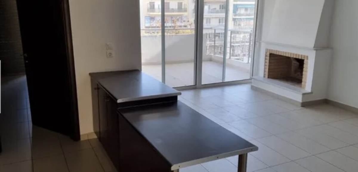 Αθήνα, Καλλιθέα. Πώληση Διαμερίσματος 3ου Ορόφου 98 Μ2.