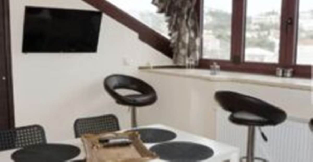 Σύβοτα. Πώληση Ξενοδοχείου 8 χώρων 192 Μ2.