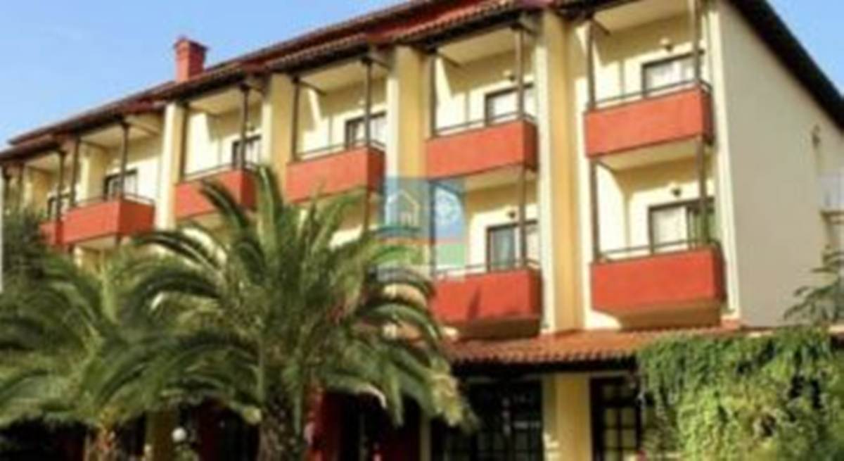 Σκοτίνα Α. Όλυμπος. Πώληση Ξενοδοχειου 2.500 Μ2, 47 χώρων.