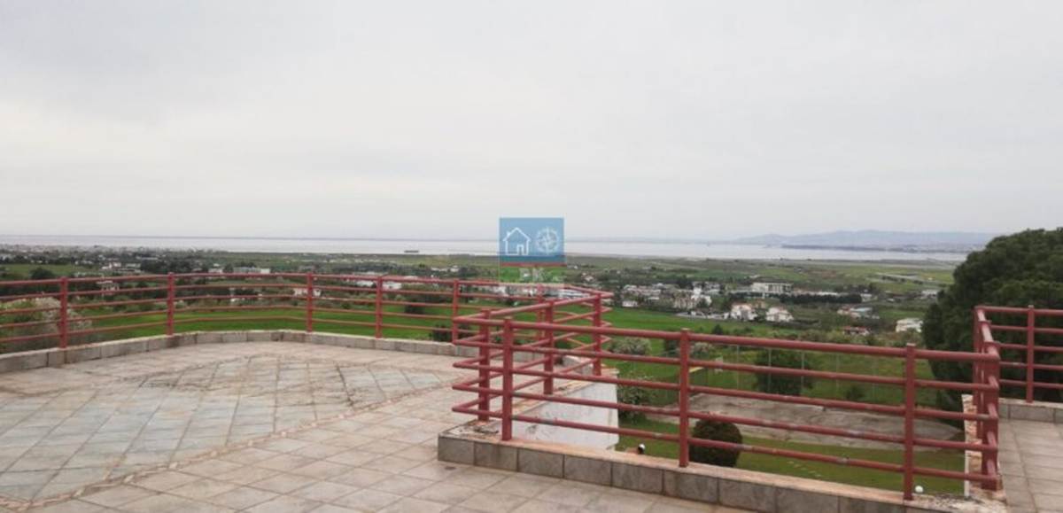 Θεσ/νικη, Τρίλοφο. Πώληση Μονοκατοικίας  540 Μ2.