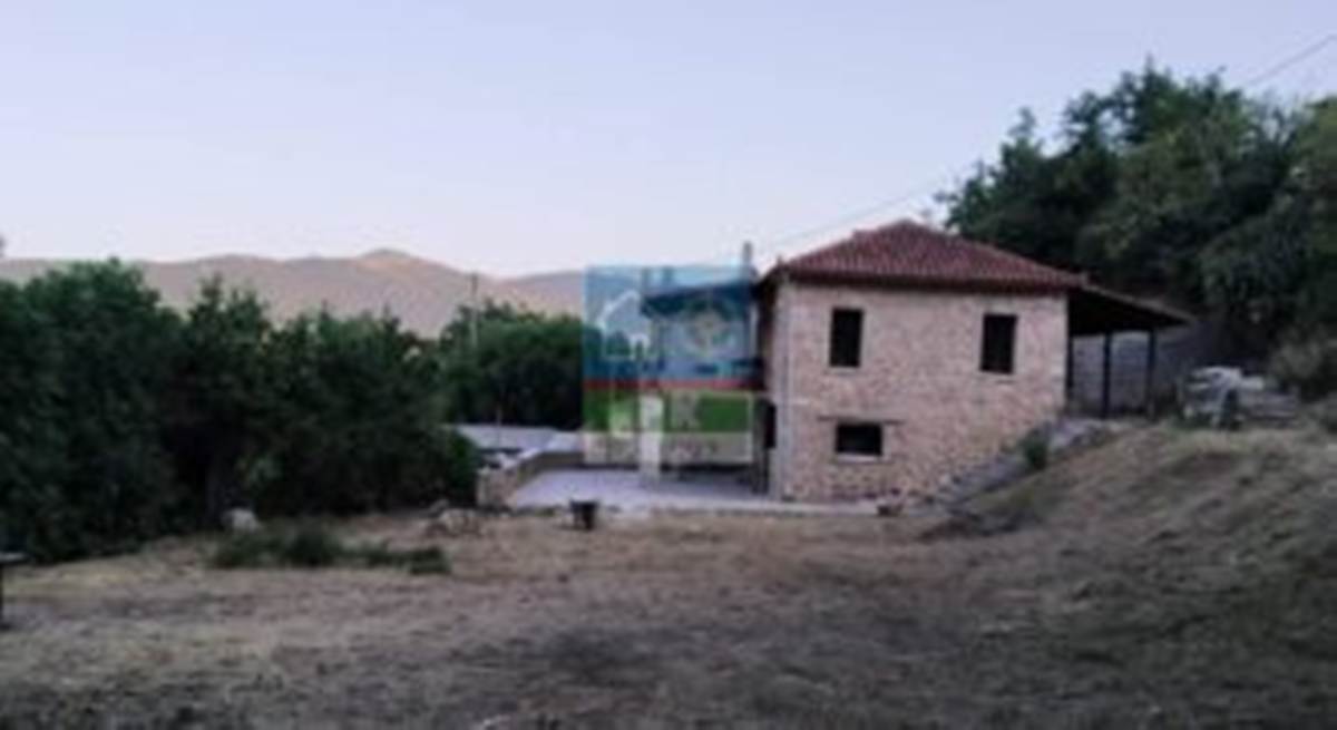 Κορινθία, Κάτω Τρίκαλα. Πώληση Κατοικιας 87 Μ2.