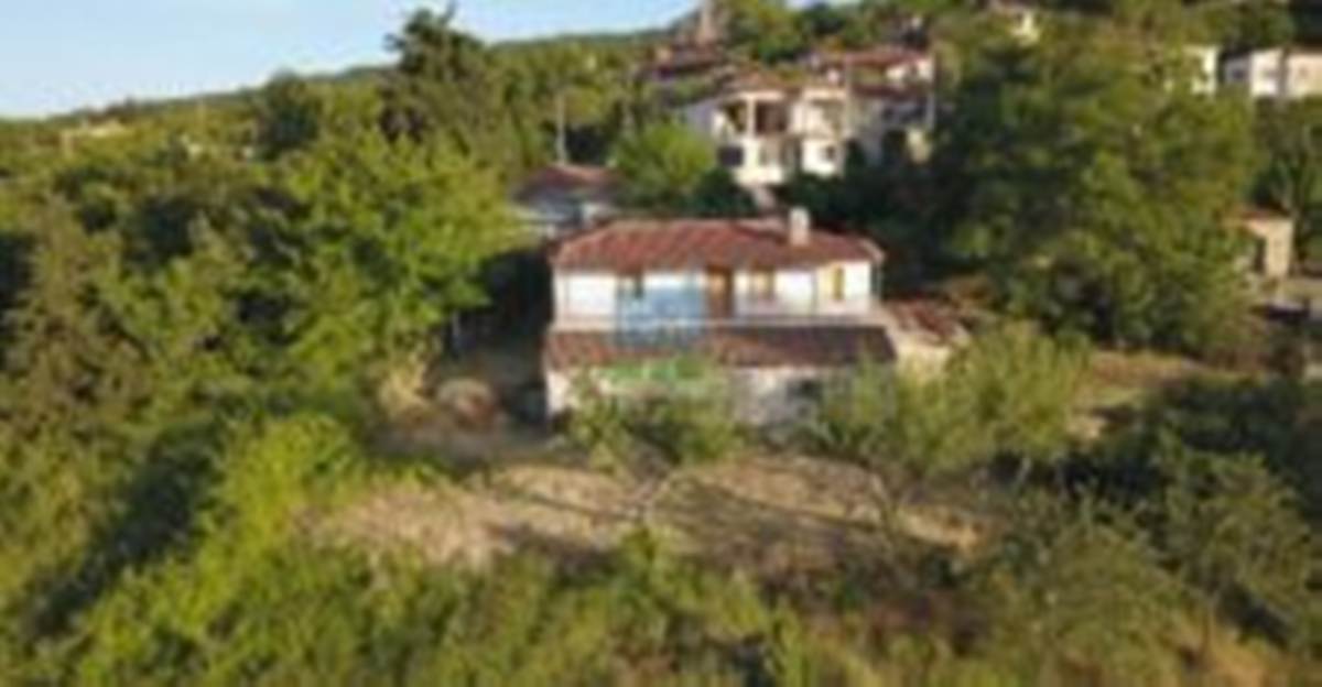 Εύβοια, Γαλατσάδες, Ιστιαία. Πώληση Μονοκατοικίας 86 Μ2.