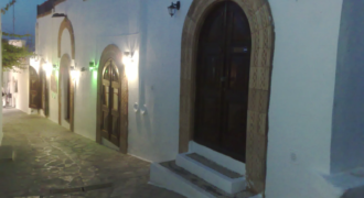 Ρόδος, Λίνδος. Πώληση Επαγγελματικού Κτηρίου 375 Μ2.