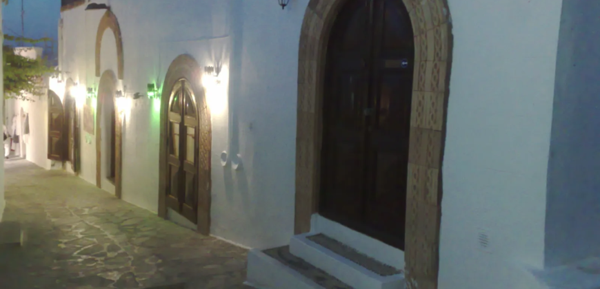 Ρόδος, Λίνδος. Πώληση Επαγγελματικού Κτηρίου 375 Μ2.