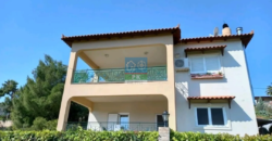 Εύβοια Παραλία Αυλίδας. Πώληση Μονοκατοικίας 260 Μ2.