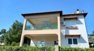 Εύβοια Παραλία Αυλίδας. Πώληση Μονοκατοικίας 260 Μ2.