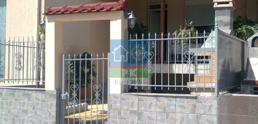 Ελασσόνα. Πώληση Μεζονέτας 190 Μ2.