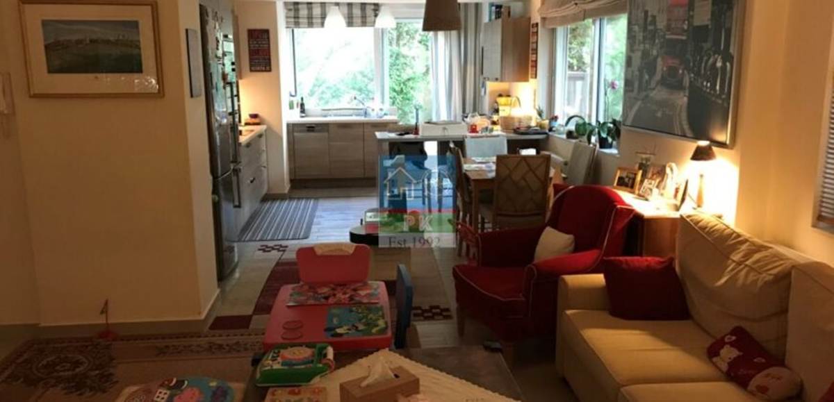 Αθήνα, Νέα Ερυθραία. Πώληση Διαμερίσματος 153 Μ2.