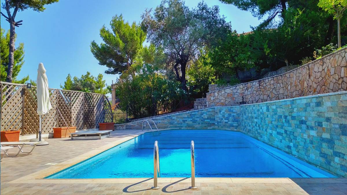 Θεολόγος Φθιώτιδας. Πώληση Βίλας 310 Μ2.