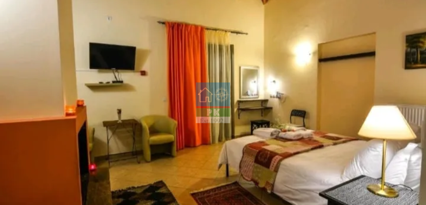 Ακράτα, Περιστέρα. Πώληση Ξενοδοχείου 105 Μ2, 2 χώρων.