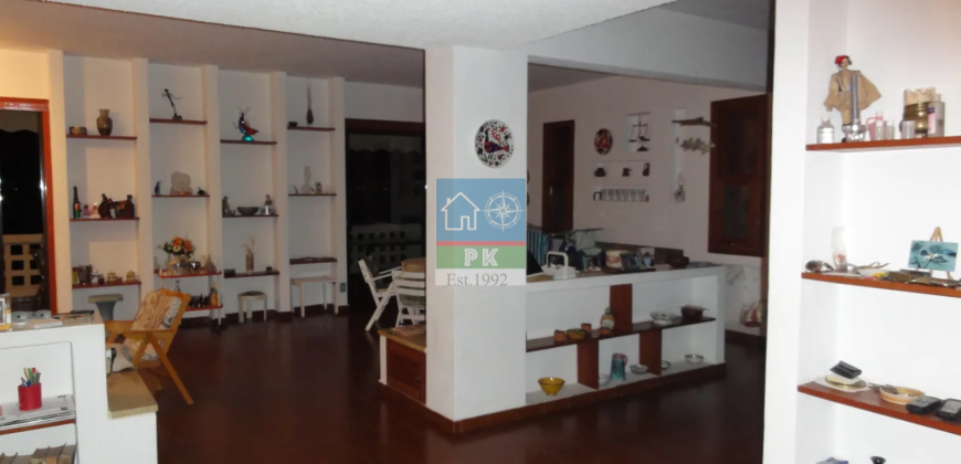 Εύβοια, Λίμνη, Ροβιές. Πώληση Βίλας 350 Μ2.