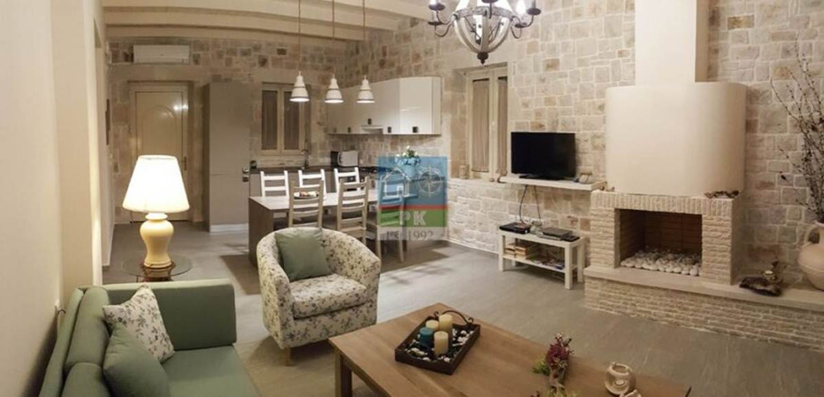 Λευκάδα, Μεγανήσι. Πώληση 6 Πολυτελών Μονοκατοικιών 420 Μ2.