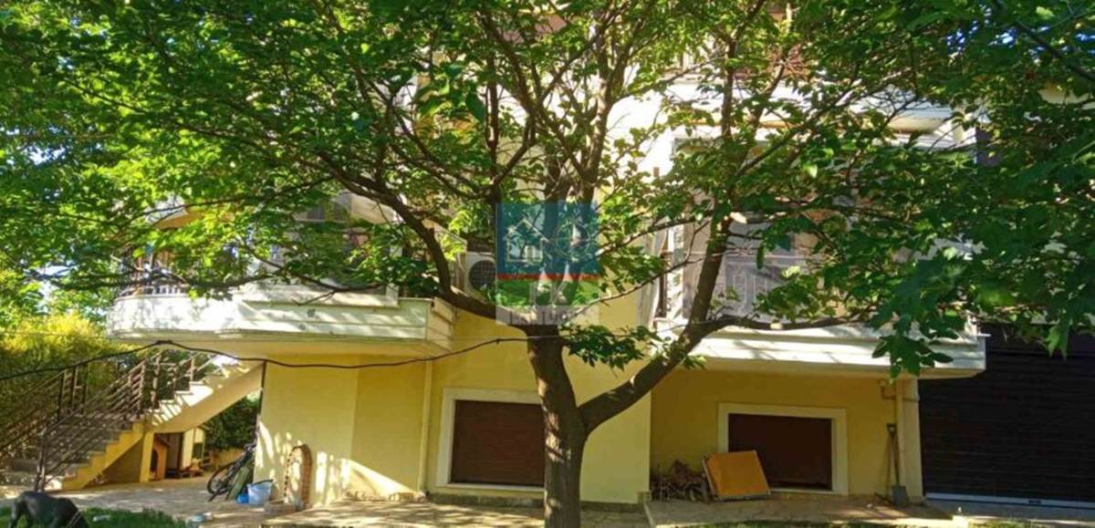 Αλεξ/πολη, Παλαγία. Πώληση Μεζονέτας 3 επιπέδων 260 Μ2.