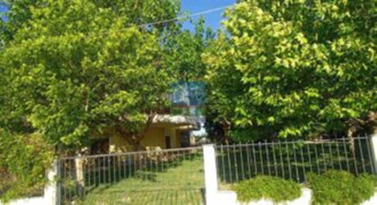 Αλεξ/πολη, Παλαγία. Πώληση Μεζονέτας 3 επιπέδων 260 Μ2.