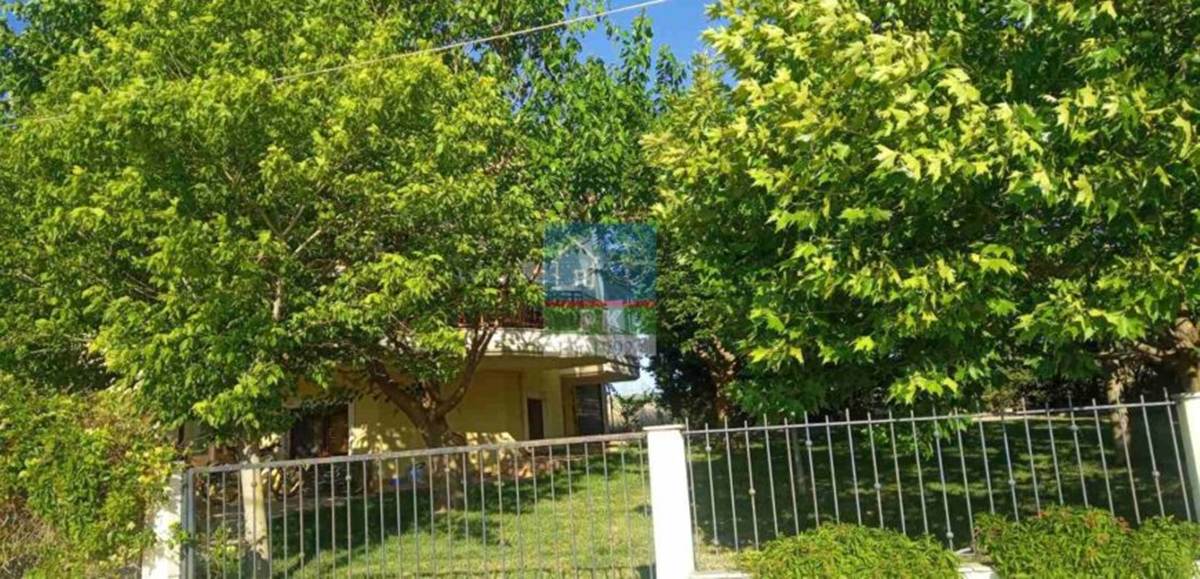 Αλεξ/πολη, Παλαγία. Πώληση Μεζονέτας 3 επιπέδων 260 Μ2.