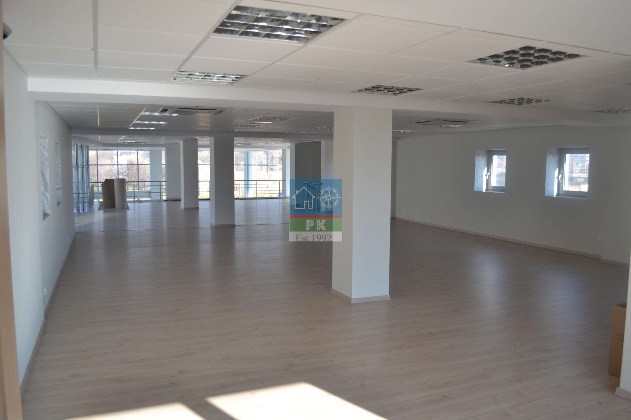 Αλεξ/πολη. Ενοικίαση Επαγγελματικού Χώρου 1.050 Μ2.