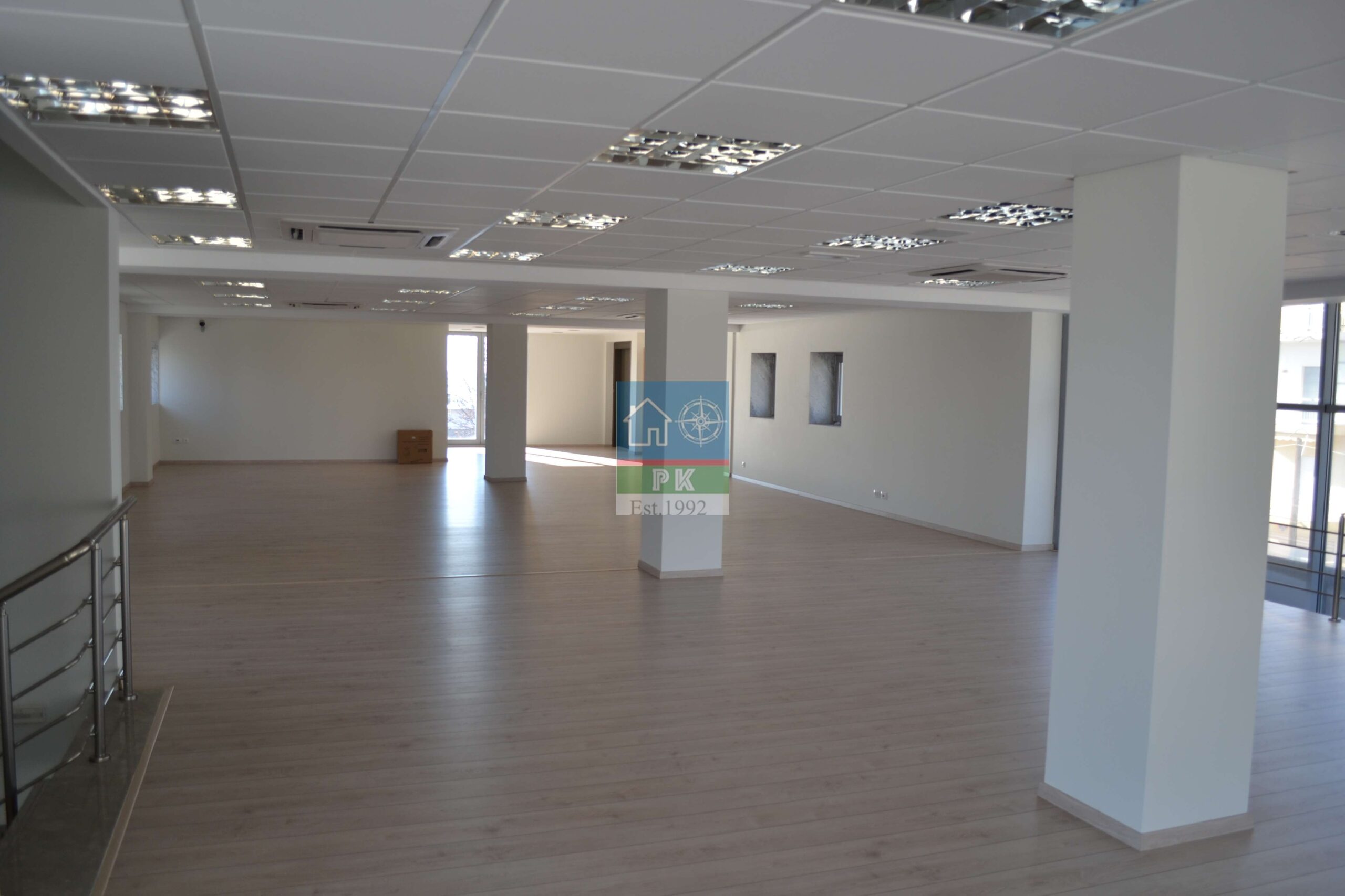 Αλεξ/πολη. Ενοικίαση Επαγγελματικού Χώρου 1.050 Μ2.