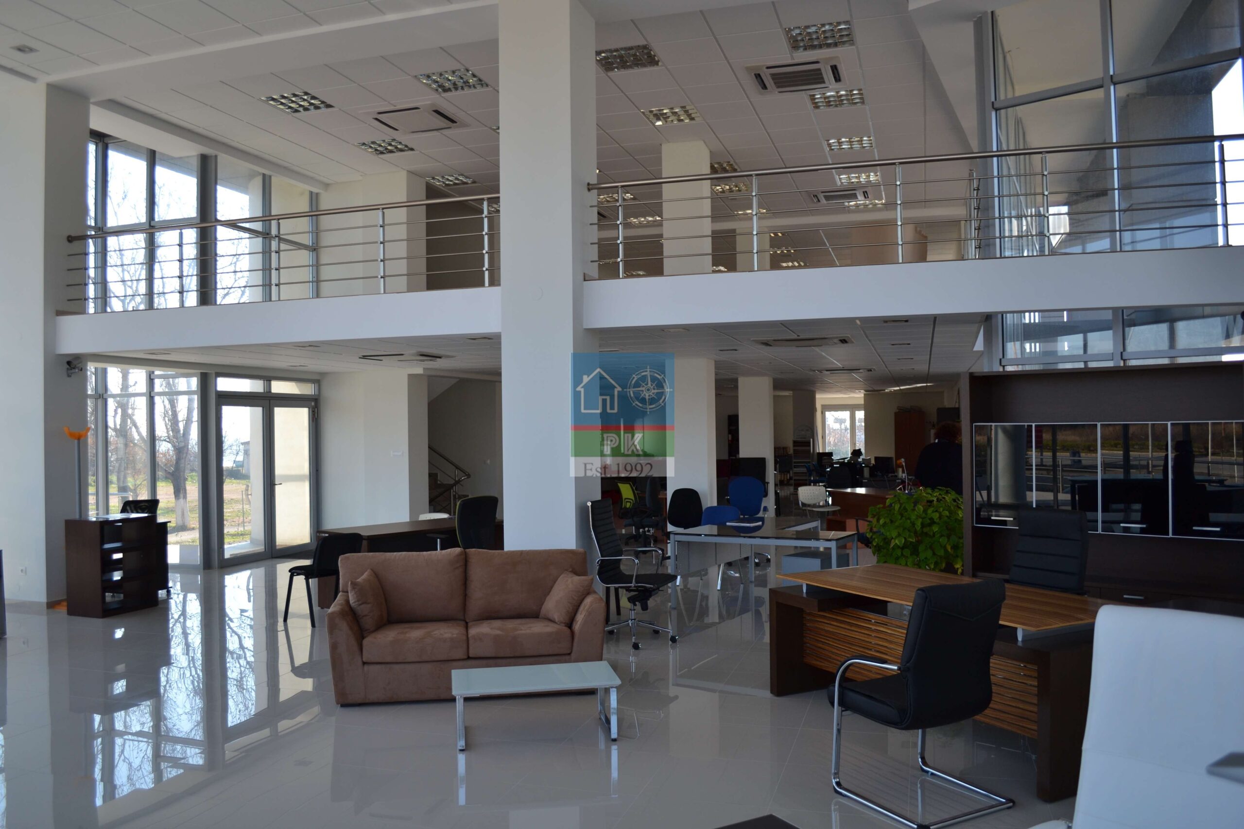 Αλεξ/πολη. Ενοικίαση Επαγγελματικού Χώρου 1.050 Μ2.