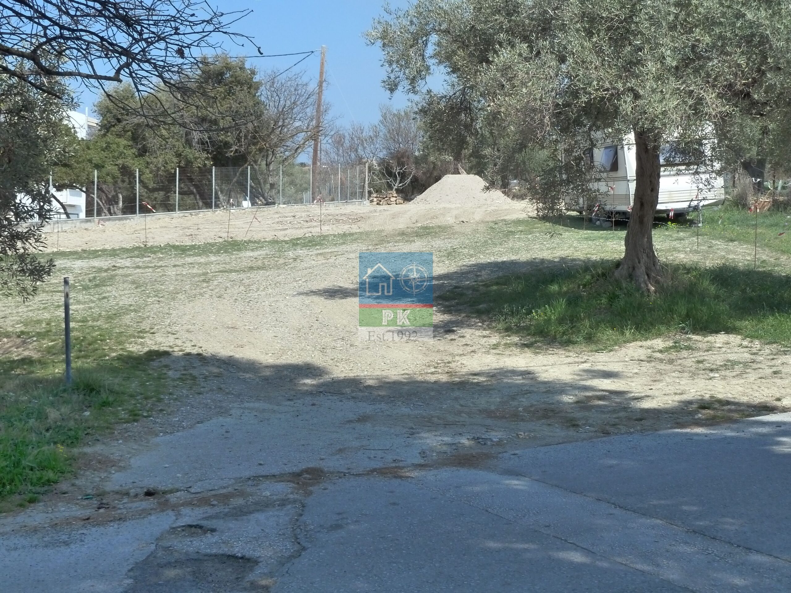 Alex/polis, Ag. Paraskevi, Makri. For sale 400 M2 parcel of land.