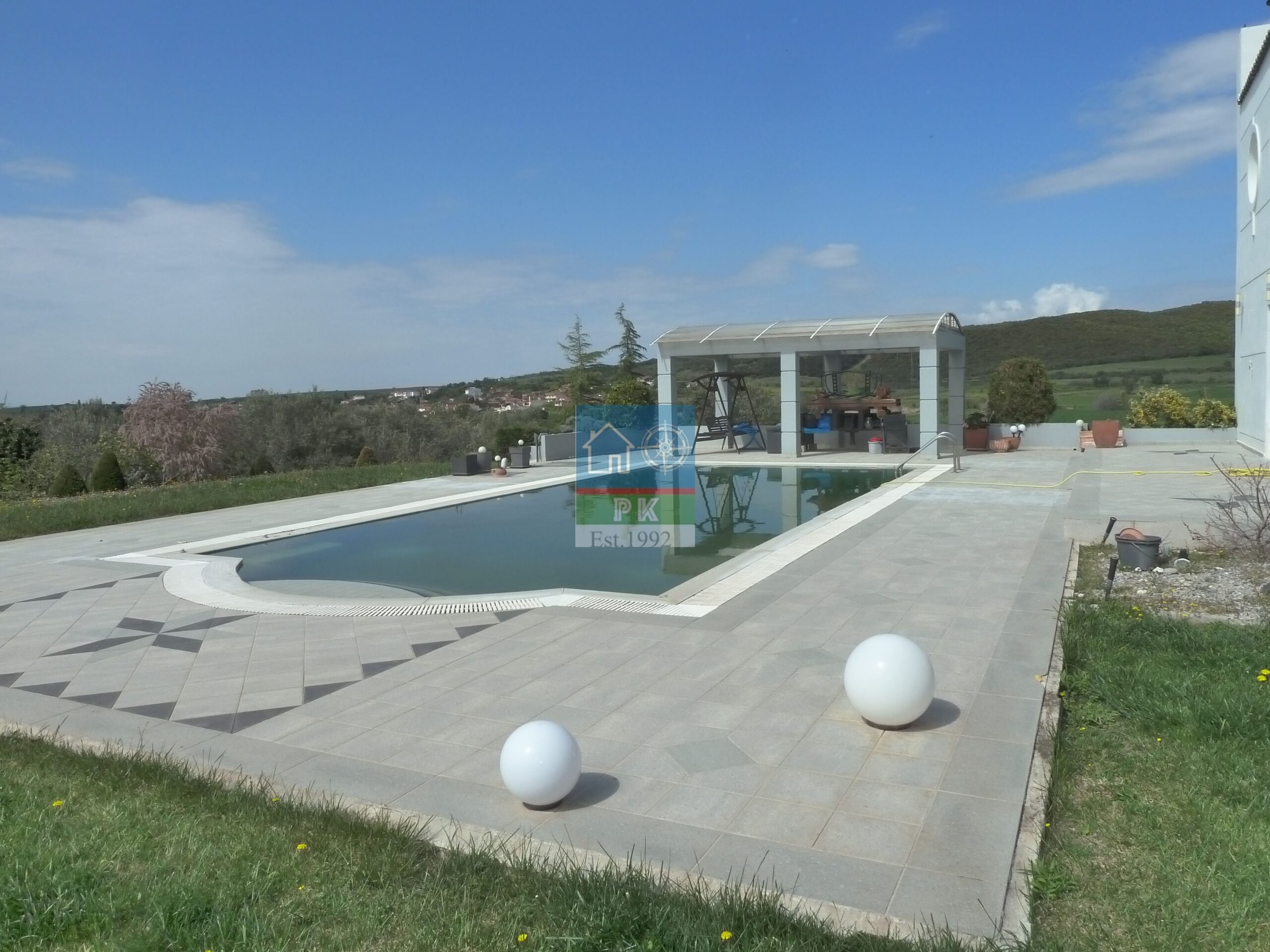 Αλεξ/πολη, Αγνάντια. Πώληση Πολυτελούς Μονοκατοικίας 350 Μ2, έναντι Αεροδρομίου.